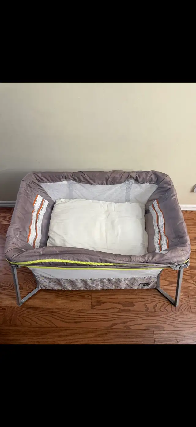 Baby Bed, Bassinet, Changing area, Playard in Other in Mississauga / Peel Region - Image 3
