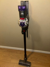 Dyson V8 Origin Plus stick Vacuum OBO