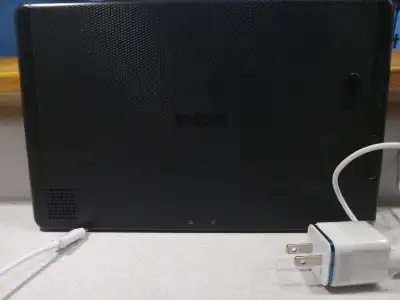 Excellent condition ten inch wide tablet. Cleared of memory and back to default power. Lots of appli...