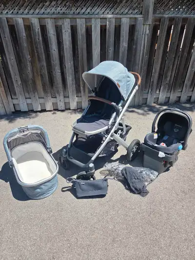 Uppababy Vista V2 Stroller/Carseat Package, View more