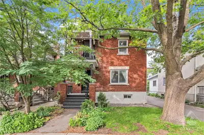1 Bed Basement Apt in Wellington West! Steps to the Otrain!