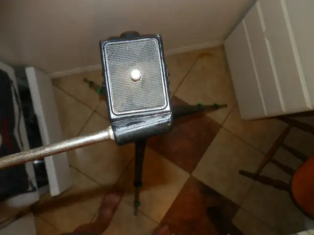 VINTAGE CULLMANN 2161 ADJUSTABLE TRIPOD, WEST GERMANY  EXCELLEN in Arts & Collectibles in City of Halifax - Image 9