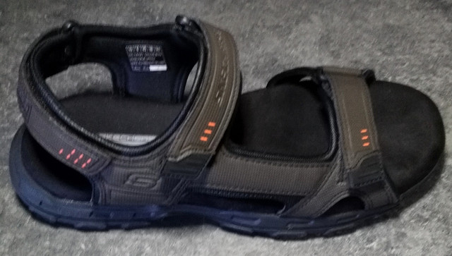 Skechers Men's Garver Louden 3 Strap Sandals *Brand New Size 10 dans Chaussures pour hommes  à Ville d’Halifax - Image 3
