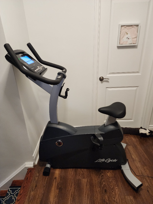 c1 upright lifecycle exercise bike