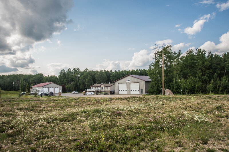 ACREAGE with SHOP for rent Long Term Rentals Red Deer Kijiji