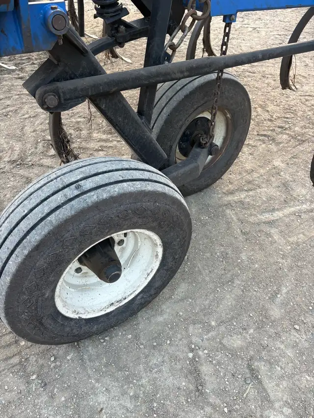 New Holland ST830 42ft Chisel plow | Farming Equipment | Brandon | Free ...