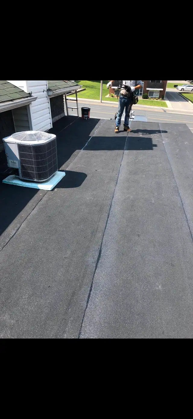 Roof  repair,  eavestrough ,Gutter guards .vent soffit 63008304764929121