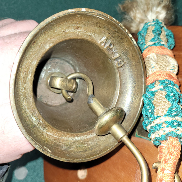 Large Vintage brass mounted bell in Arts & Collectibles in Red Deer - Image 2