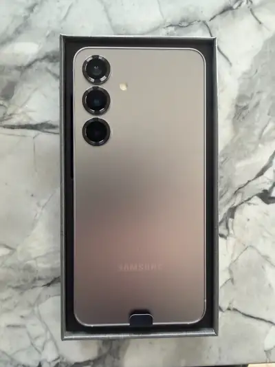 Galaxy S25, View more