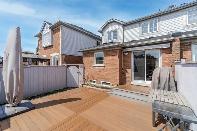 3 bedroom house for rent in Long Term Rentals in Mississauga / Peel Region - Image 11