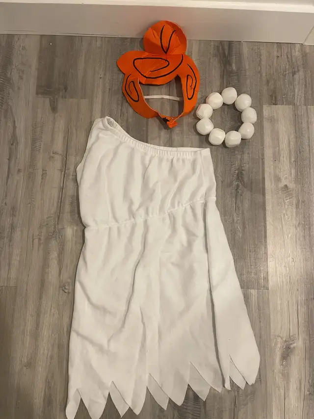 *New* Women's costume - Wilma Flintstone (Sz 22) in Costumes in Markham / York Region - Image 4