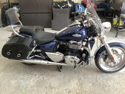 This 2010 Triumph Thunderbird 1597cc cruiser is in mint condition and offers a fantastic riding expe...