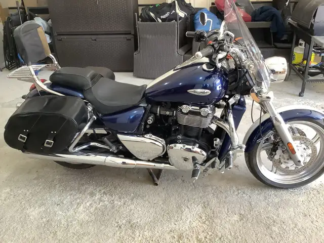 Triumph Thunderbird 1600 in Street, Cruisers & Choppers in Timmins - Image 2