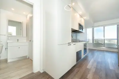 Yonge Finch condo for rent