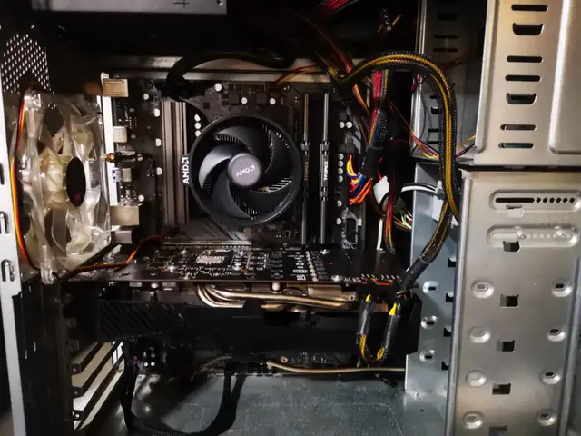 Ryzen 5 5600 / 1650 GTX Windows 11 pc in Desktop Computers in Kingston - Image 3