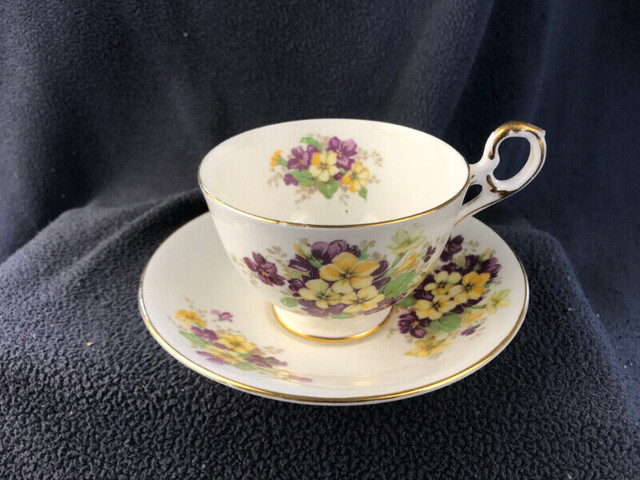 Old Royal Bone China England Yellow & Violet Teacup & Saucer in Arts & Collectibles in Saint John