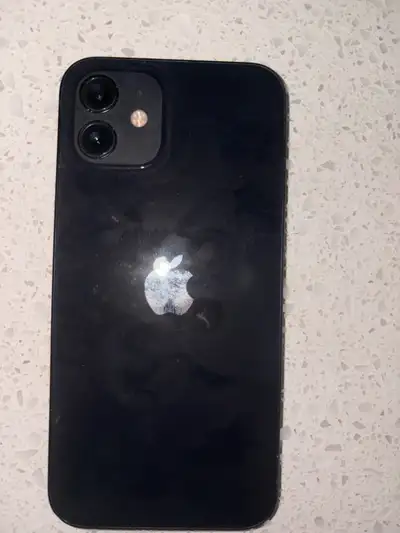 iPhone 12 10/10 condition Accepting cash