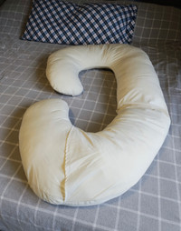 Soft pregnancy pillow