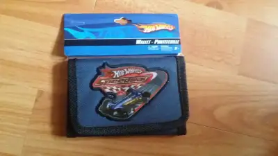 New Carded Hot Wheels Wallet Made for The Canadian Market, View more