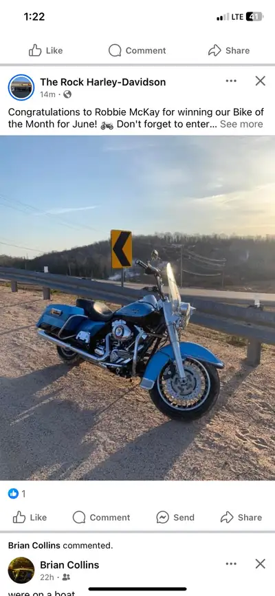 96ci twin cam engine with 70,000 miles 6 speed transmission. Regularly serviced. Runs great, shouldn...