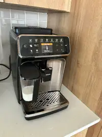 Machine à Café Espresso Philips Saeco 4300 LatteGo EP4347/94R