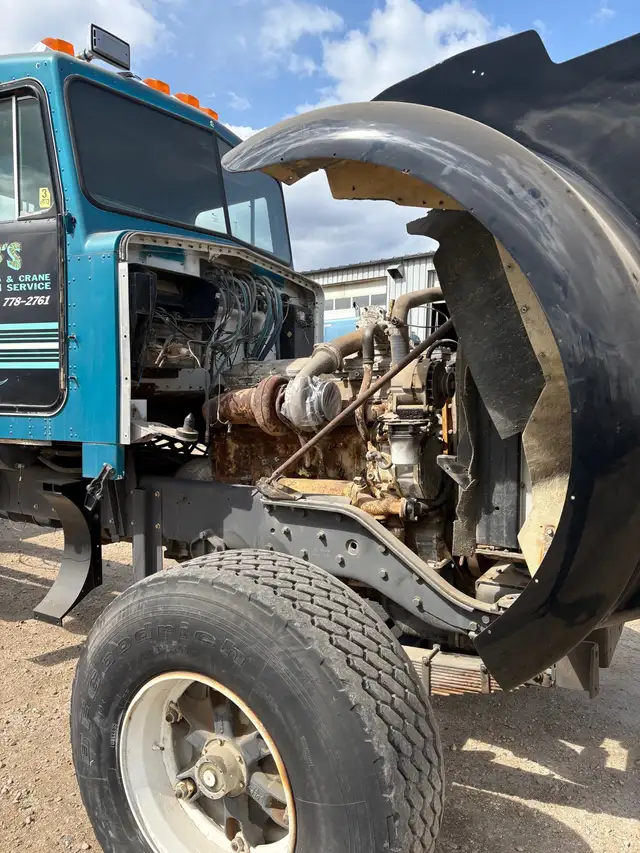 1988 Kenworth w900 **SOLD** in Heavy Trucks in Edmonton - Image 4