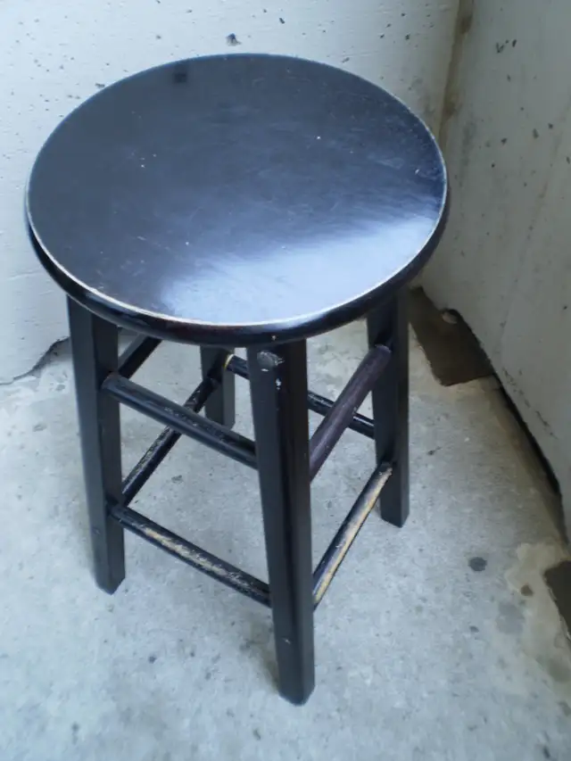 Bar / Counter Chair / Stool in Chairs & Recliners in City of Toronto - Image 4