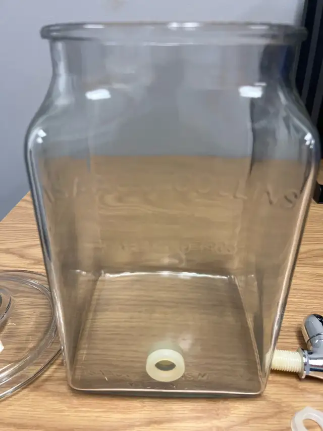 Isaac J. Collins Beverage Dispenser421637545662894081