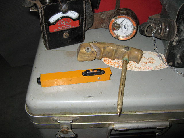 DRILL/BLAST TOOLS AND COLLECTABLES in Heavy Equipment in Kelowna - Image 2