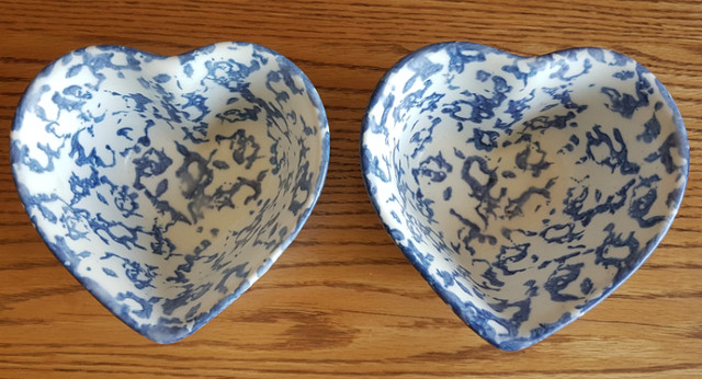 HEART SHAPED BOWLS  (price is for 2) in Home Décor & Accents in Petawawa - Image 2