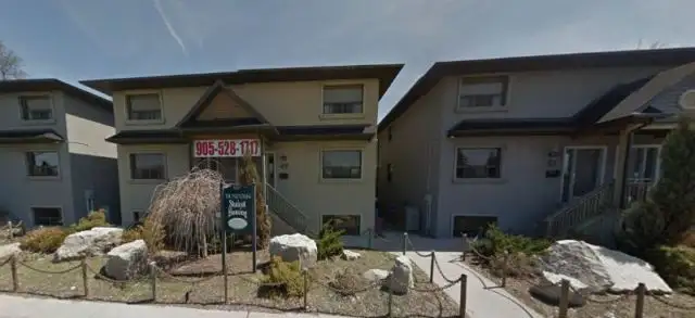McMaster Off-Campus Student Residence - WiFi, Maid, Parking63436972262531121