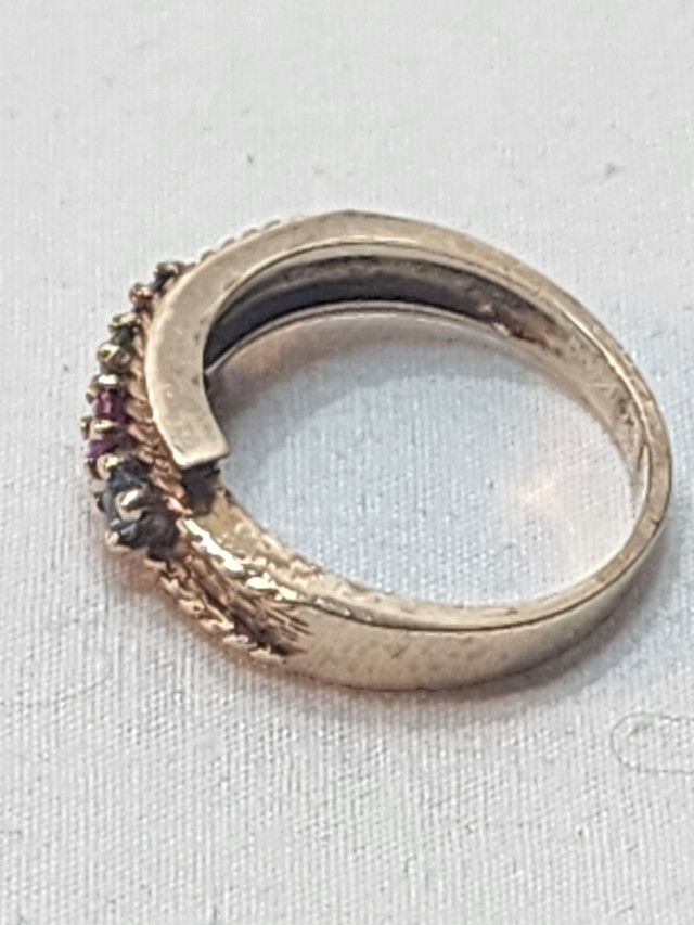 Gold Ring Stamped 10k t With Stones  in Jewellery & Watches in City of Toronto - Image 2