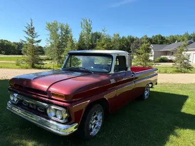 Beautiful body and paint lots of Nice chrome low profile tires and chrome rims 283 small block Chevy...