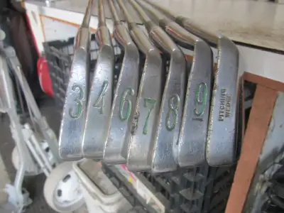Dunlop Maxpower right handed irons, View more