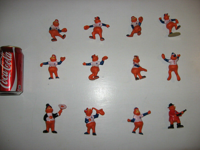 carte hockey cards cédules canadiens expos figurines napperon dans Art et objets de collection  à Longueuil/Rive Sud - Image 4
