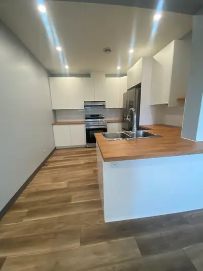 *** PLEASE SPECIFY WHEN YOU ARE LOOKING TO MOVE AND WHY YOU ARE MOVING. HOW MANY ADULTS, KIDS AND PE...