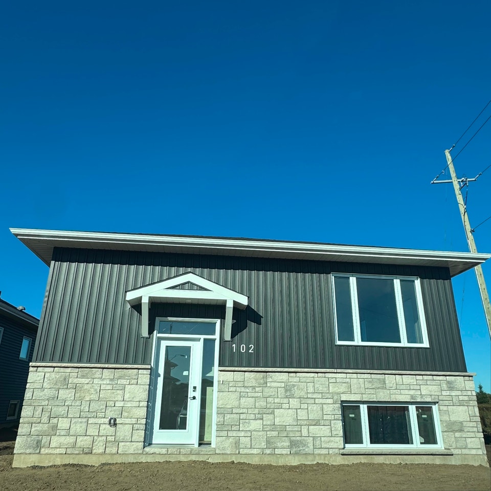 Parkdale Newly Built 2