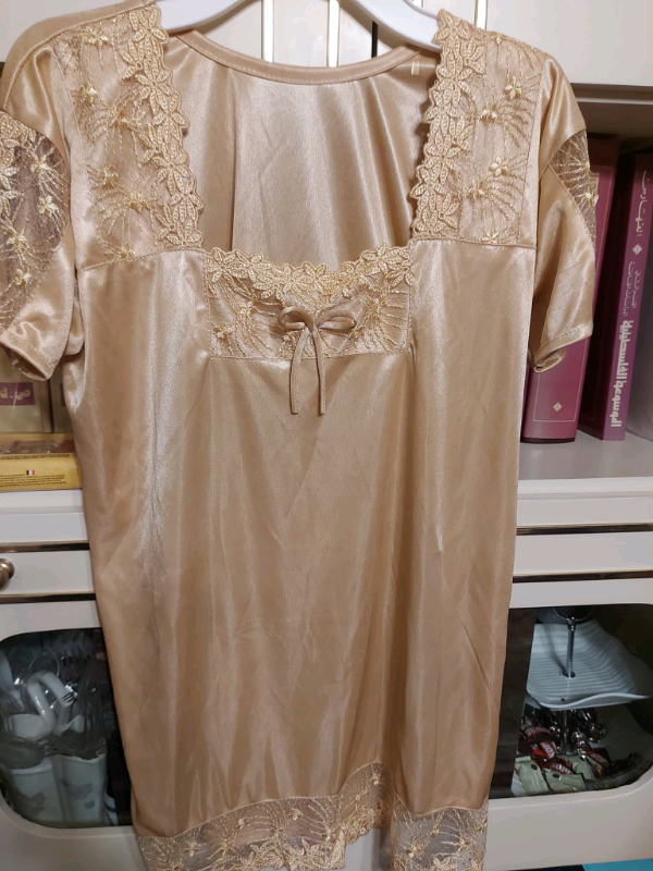 New- Satin Lace Embroided PJs- Night wear- women sz Small in Other in Oshawa / Durham Region - Image 3