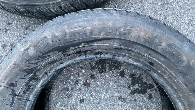 4 pneus d’été 215/65R16 reste encore 9/32 dépeceur in Tires & Rims in Laurentides - Image 5