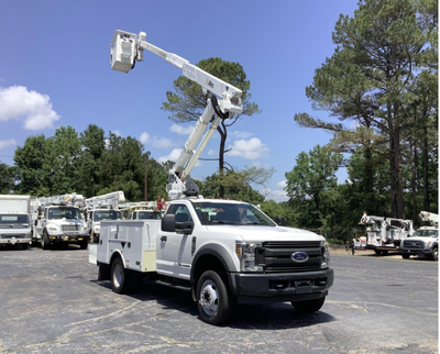 2019 FORD F550 - 6.7L CUMMINS DIESEL - 4X2 - AUTOMATIC - 62,000 MILES ALTEC AT37G BUCKET - 42FT WORK...