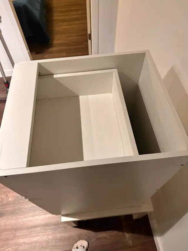 Brand New Modern Bathroom Cabinet – Never Installed in Hutches & Display Cabinets in Bedford - Image 4