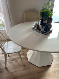 Designer Round White Dining Table - $400 OBO