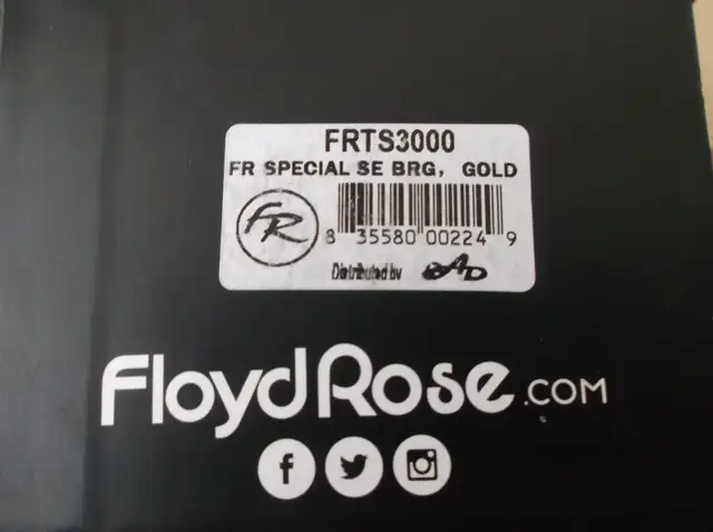 Floyd Rose tremolo  special SE  FRTS3000 in Guitars in Sherbrooke - Image 4