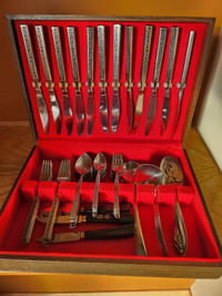 Cutlery Set for 12