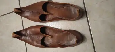 Mughlai shoes hand made leather size 8-9, View more