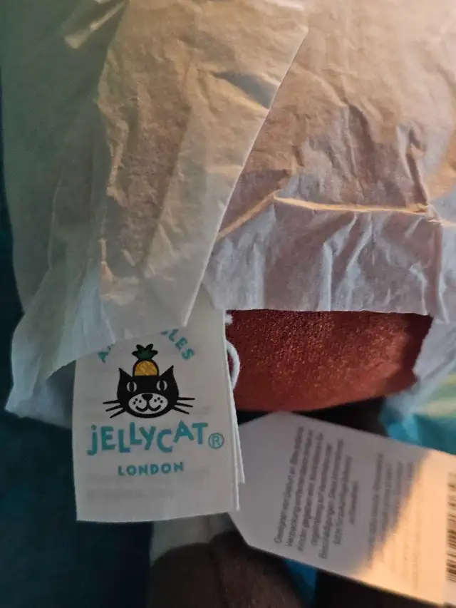 Jellycat Acered Maple Syrup  in Toys in Oshawa / Durham Region - Image 4