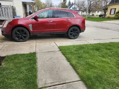 Truck 2013 Cadillac SRX 173,000 km In good condition No dashboard light Any questions, contact me "B...