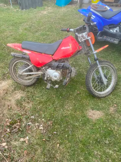 I am selling a baja dirt runner 50 cc dirt bike. The bike is currently not running. Not sure why. It...