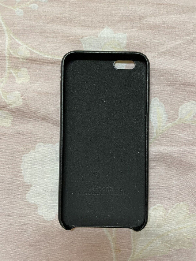 Genuine Apple Leather Case For iPhone 6/6S (Good Condition) in Cell Phone Accessories in Mississauga / Peel Region - Image 2