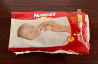 ***Huggies*** Little Snugglers Size Newborn (13 Pieces)